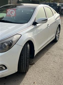 هيونداي أزيرا